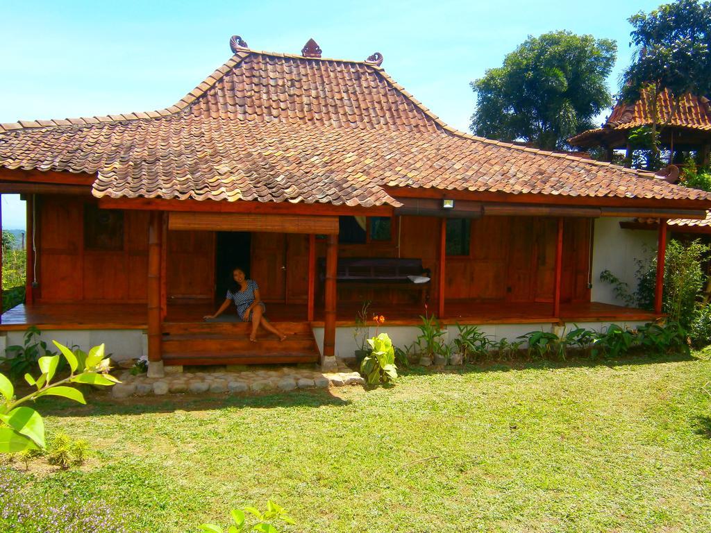 Villa Sumbing Indah Magelang Room photo