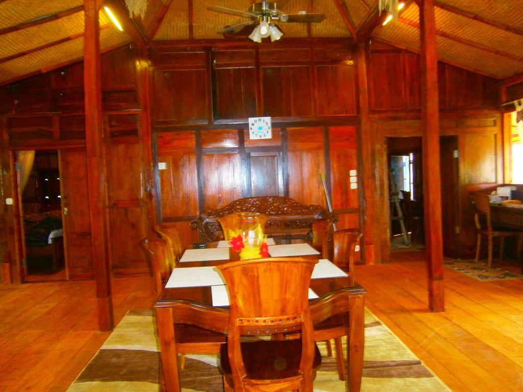 Villa Sumbing Indah Magelang Room photo