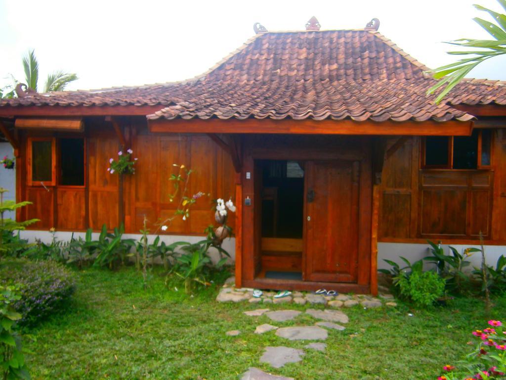 Villa Sumbing Indah Magelang Room photo