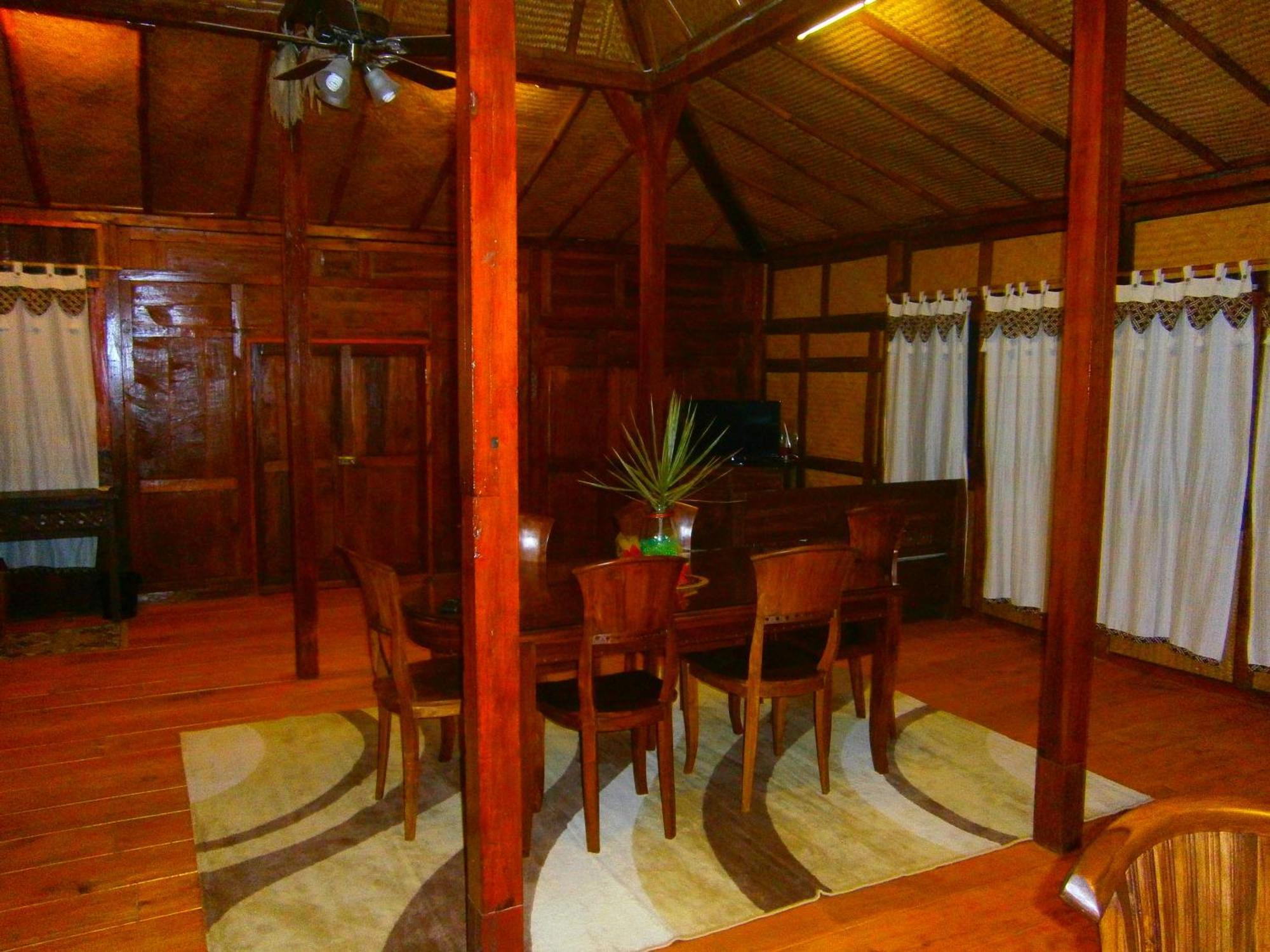 Villa Sumbing Indah Magelang Room photo