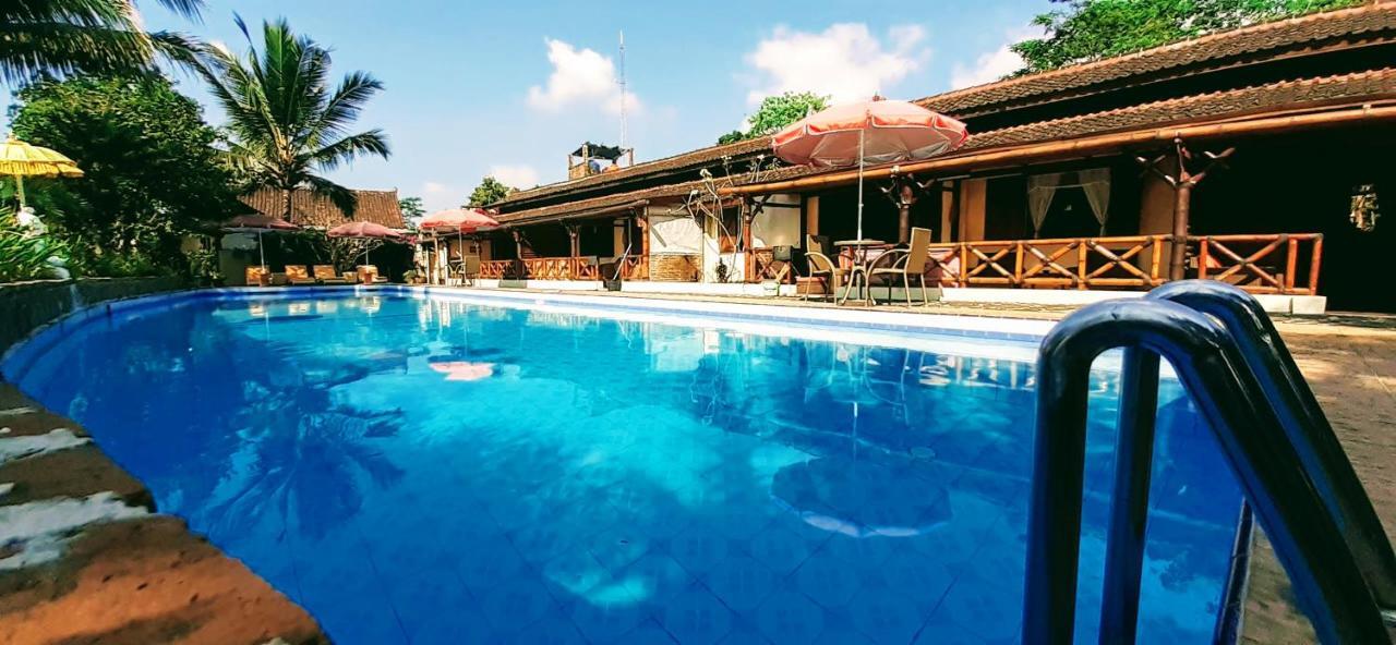 Villa Sumbing Indah Magelang Exterior photo